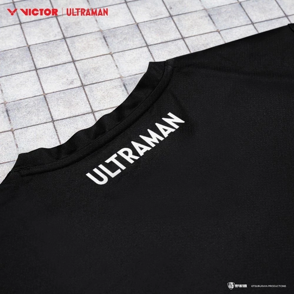 VICTOR x ULTRAMAN เสื้อกีฬาแบดมินตัน รุ่น T-514UTM รูปที่ 2