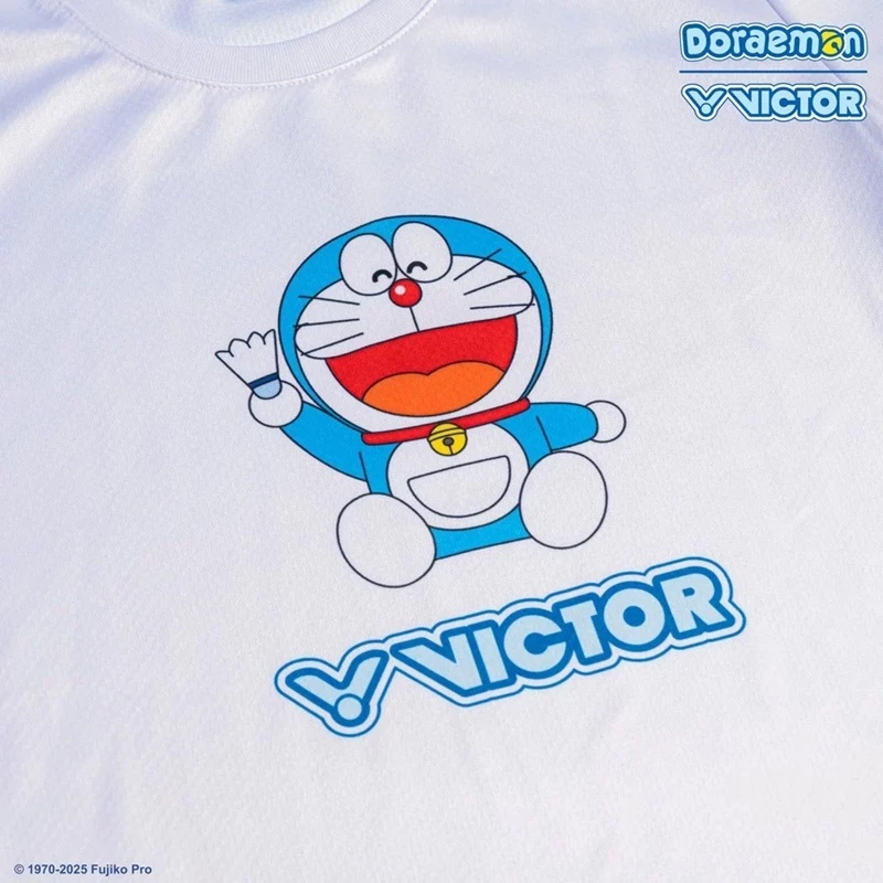 VICTOR x DORAEMON เสื้อกีฬาแบดมินตัน รุ่น T-501DRM (ผู้ใหญ่) รูปที่ 4